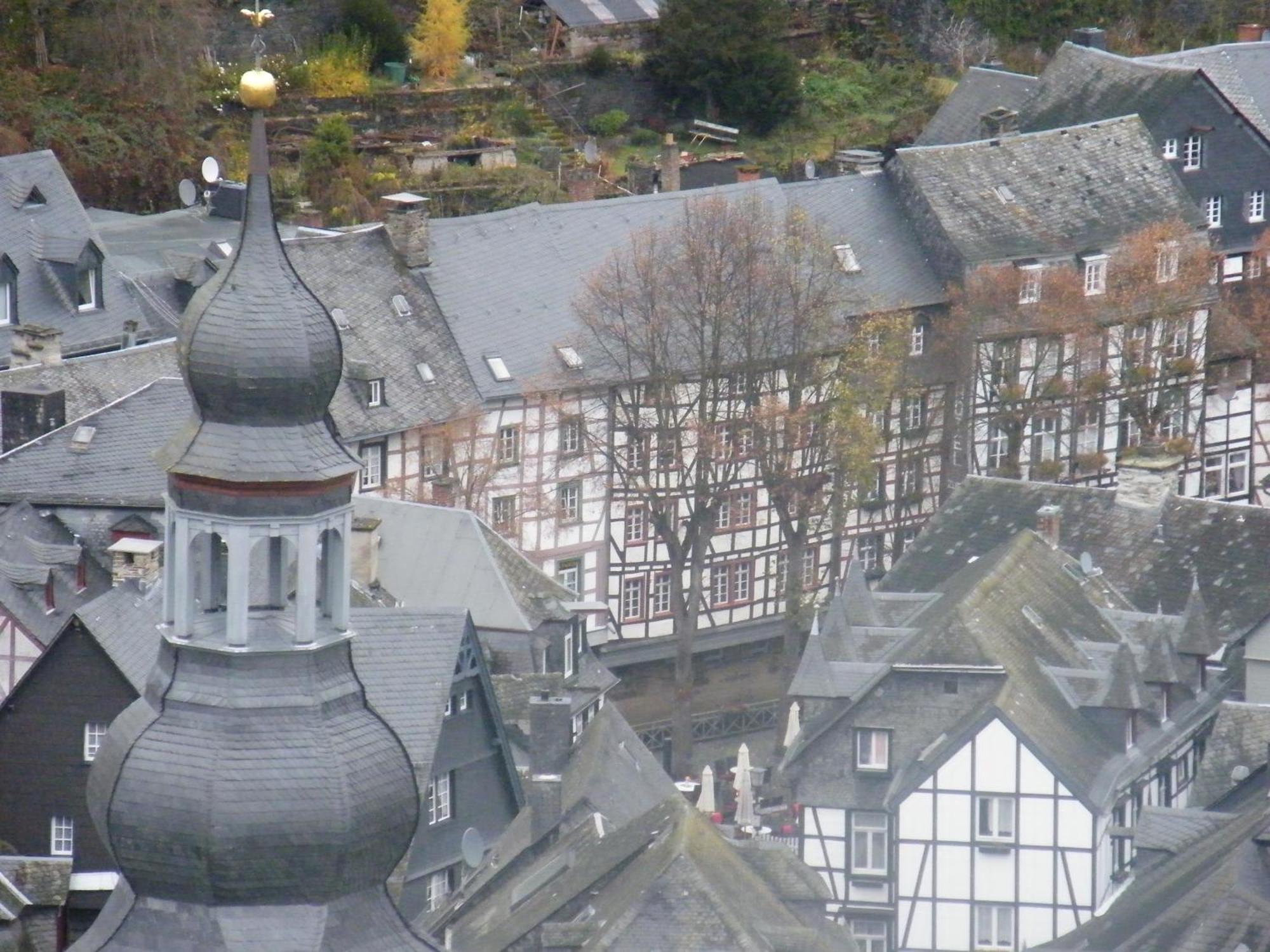Apartment Am Fluss Im Haus An Der Rur Monschau Esterno foto